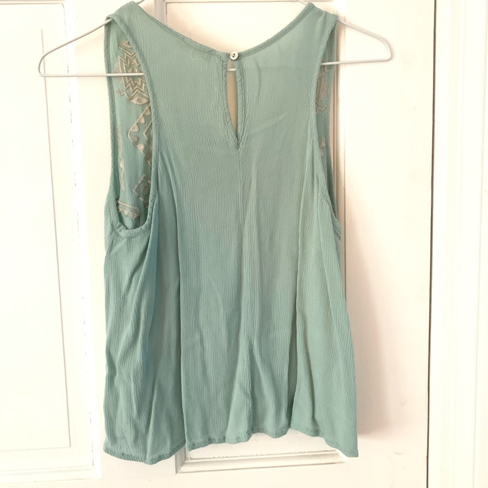 Turquoise Tank - Picture 2 of 2